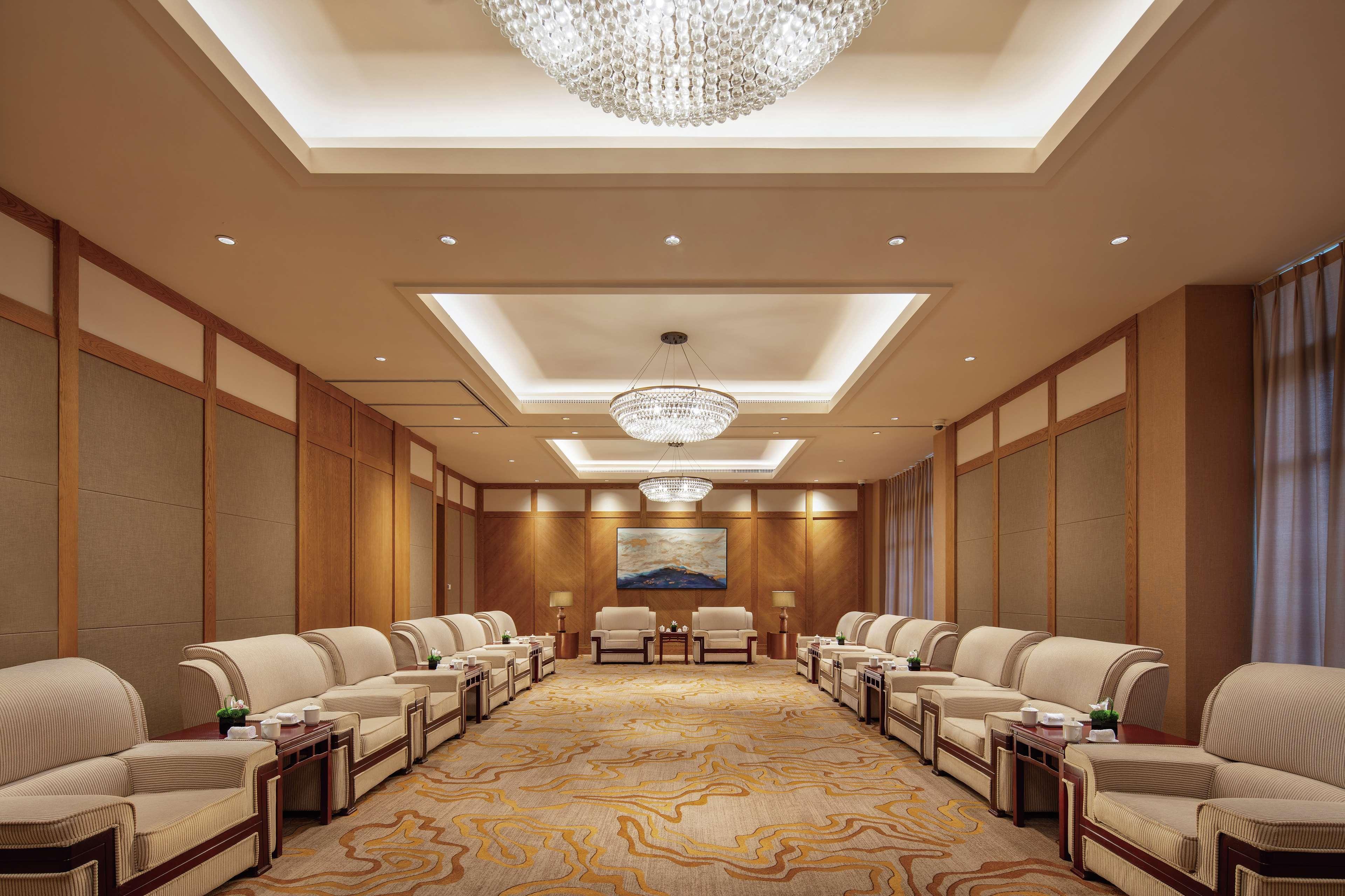 Hotel Hilton Wenan Langfang Exterior foto